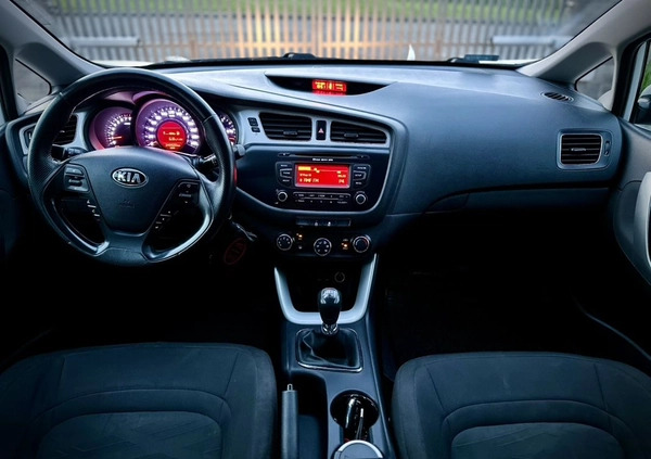 Kia Ceed cena 24900 przebieg: 248000, rok produkcji 2012 z Racibórz małe 379